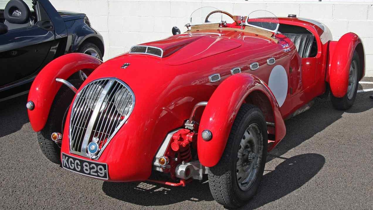 Click to Enlarge-Esc to Close myimgs/ArtDecoCars1937-60/1950 Healey Silverstone.jpg